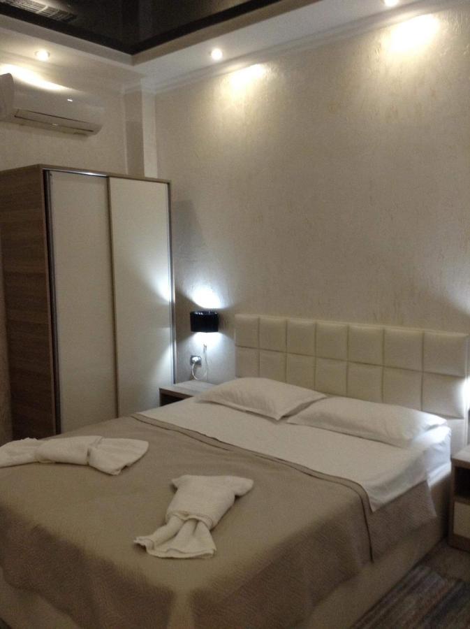 Hotel Chaika Kobuleti Extérieur photo
