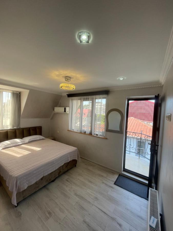 Hotel Chaika Kobuleti Extérieur photo