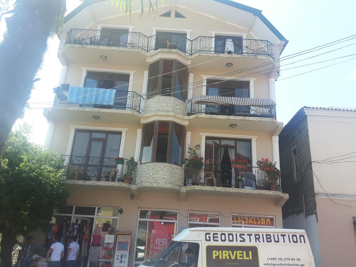 Hotel Chaika Kobuleti Extérieur photo