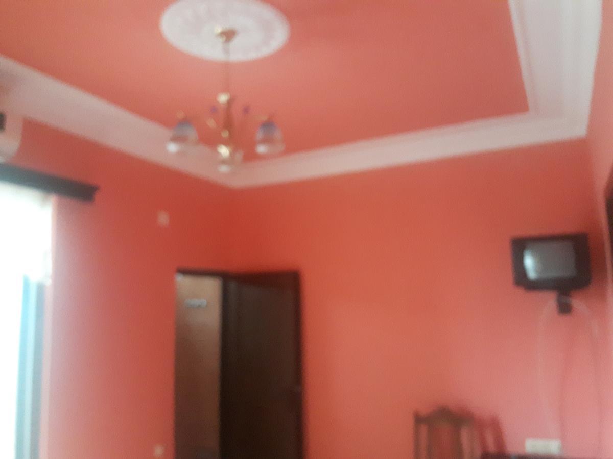 Hotel Chaika Kobuleti Extérieur photo