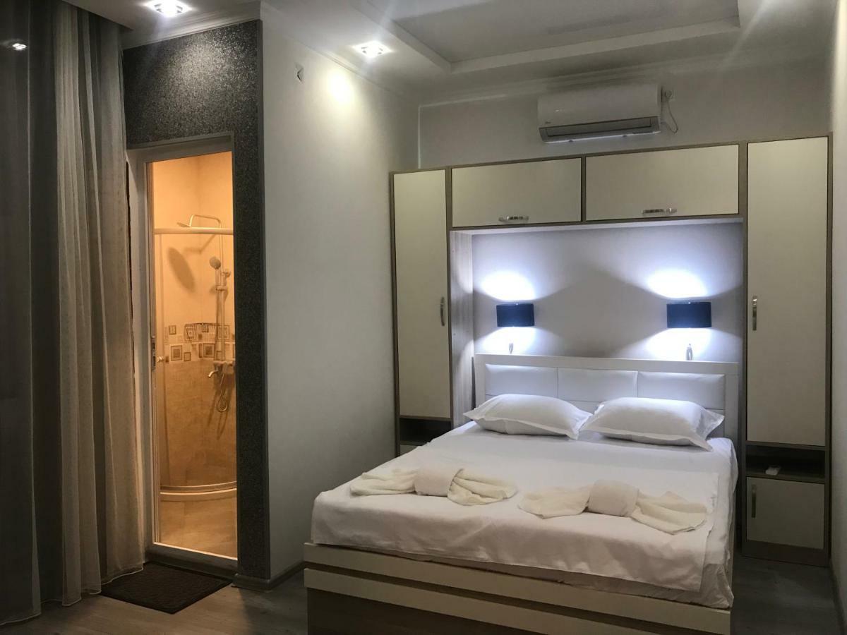 Hotel Chaika Kobuleti Extérieur photo