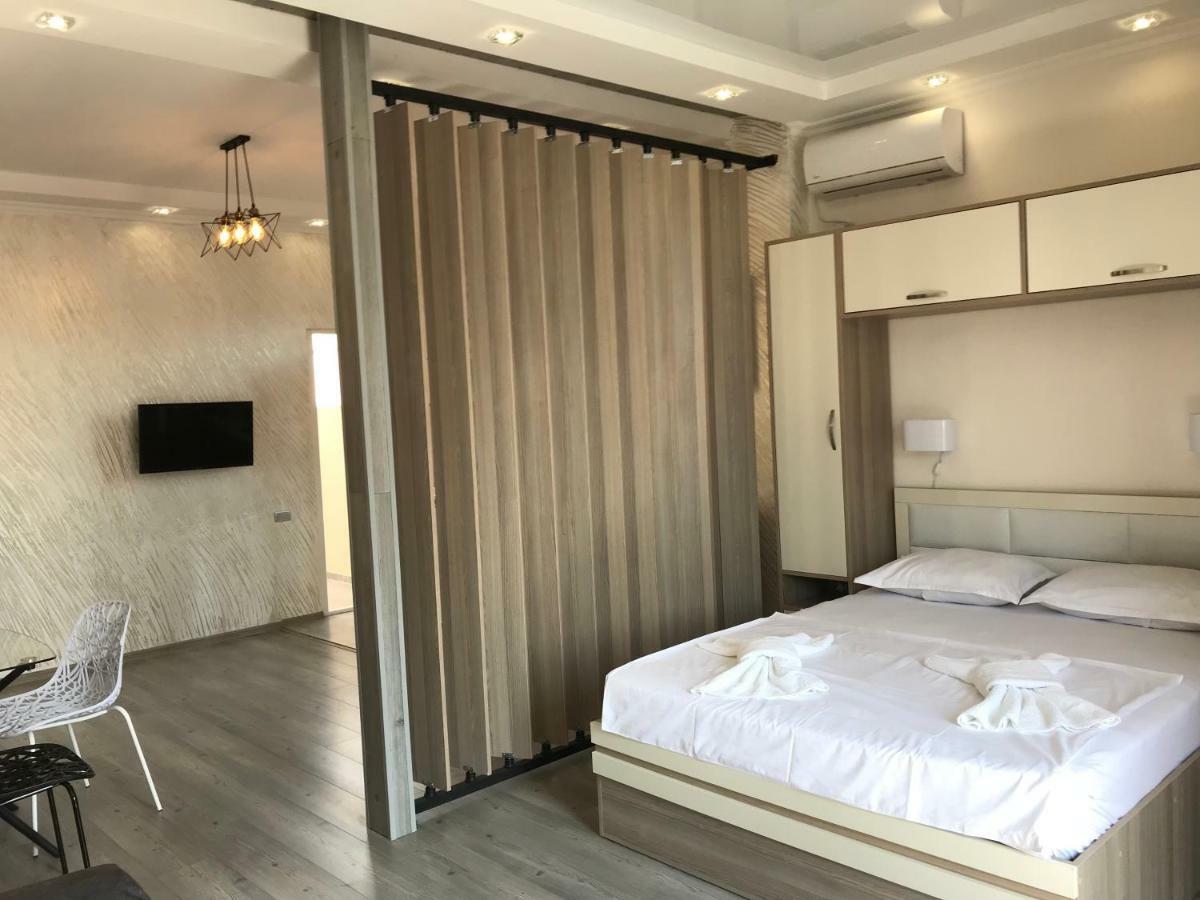 Hotel Chaika Kobuleti Extérieur photo
